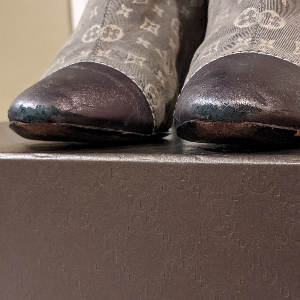 Vintage Louis Vuitton Boots - Picture 10 of 11